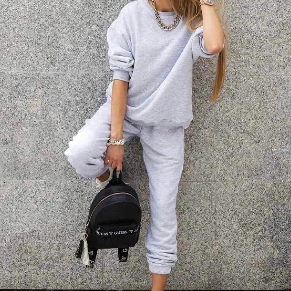 New women's Tracksuit